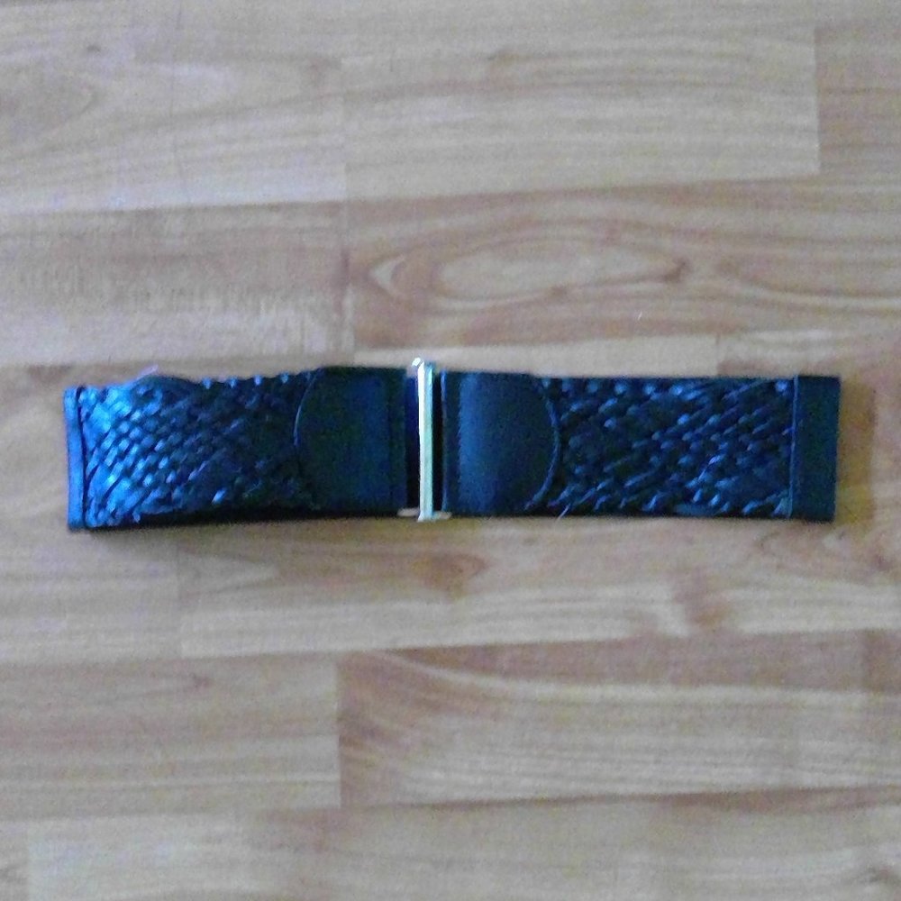 Latchable Belt